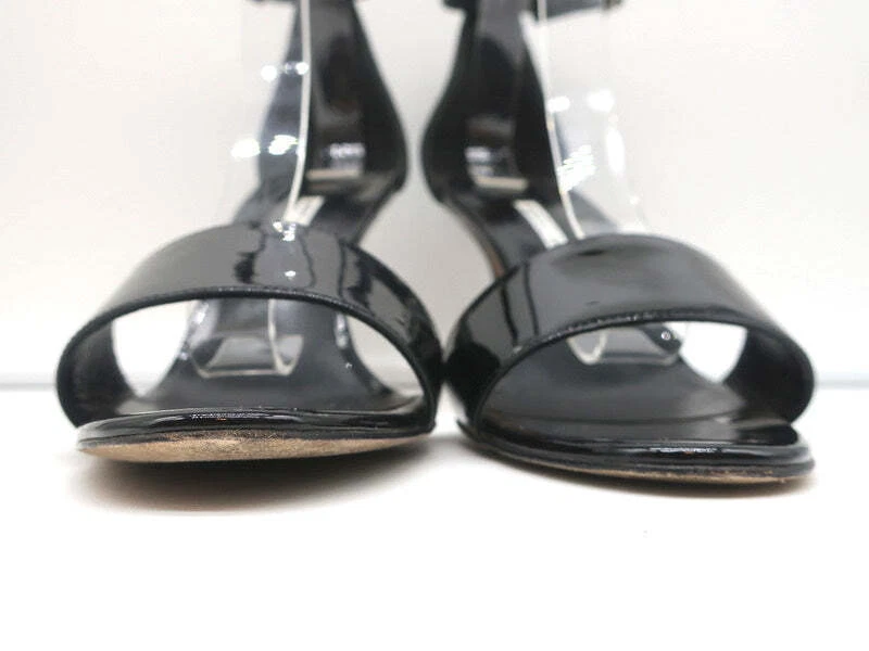 Sandálias Manolo Blahnik Tres tira no tornozelo couro envernizado preto tamanho 39 - Imagem 4 de 4