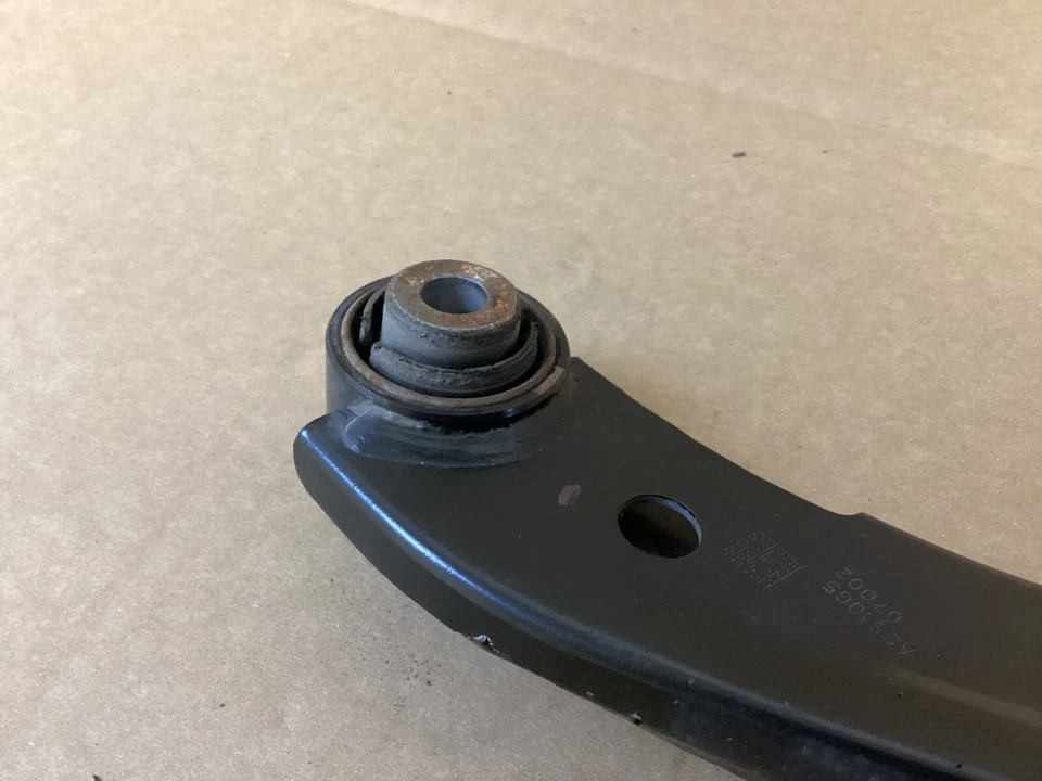 2019 ACURA ILX REAR RIGHT PASSENGER UPPER CONTROL ARM OEM Foto 3 de 4