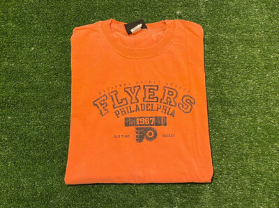 Retro Y2K Old Time Hockey Philadelpha Flyers hockey NHL T-shirt large