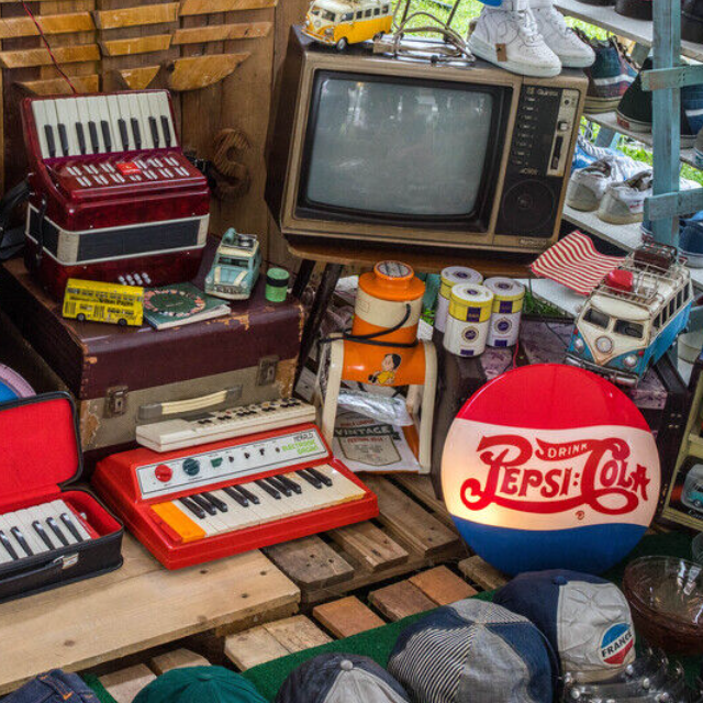 CollectibleKingdom22 | eBay Stores