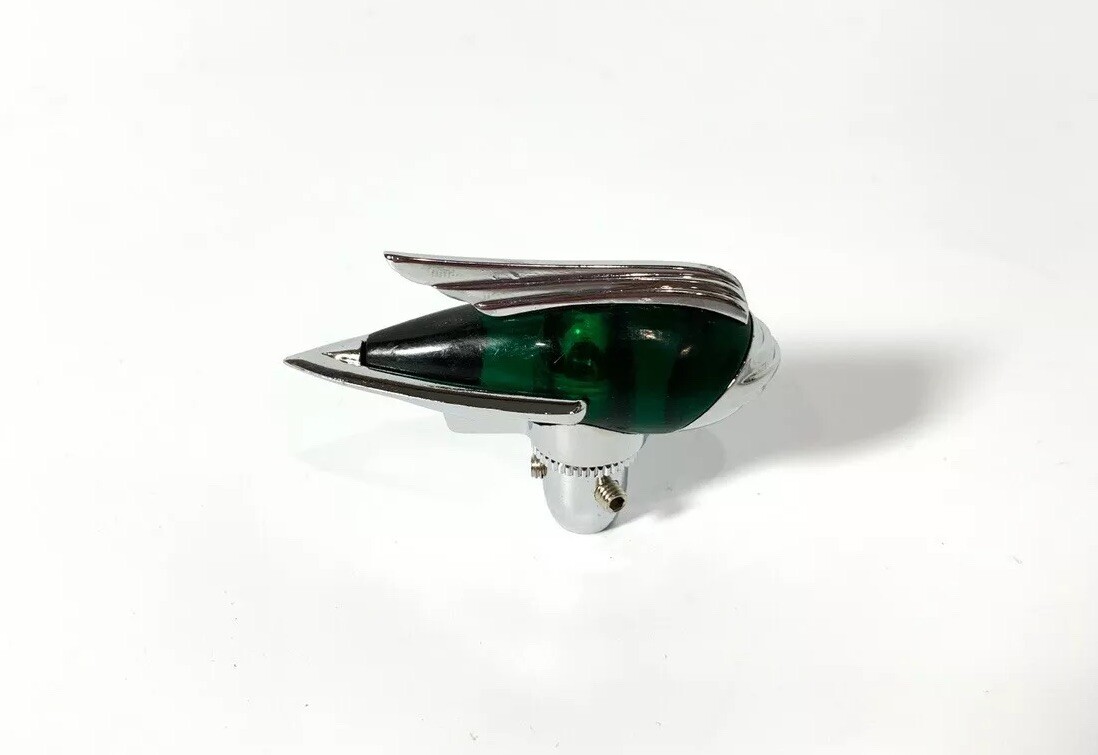 Green Antenna Topper, Vintage Guide Style for Classic Car/Truck