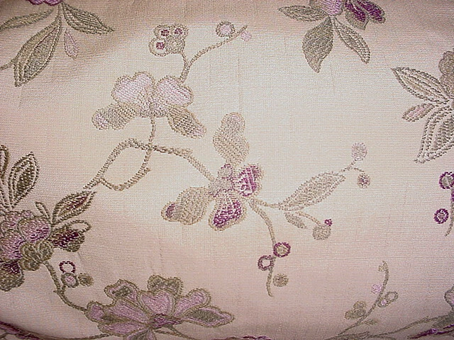 Tela de tapicería brocado floral púrpura Daulton 14-3/4Y Kravet Couture 24163 Foto 3 de 4