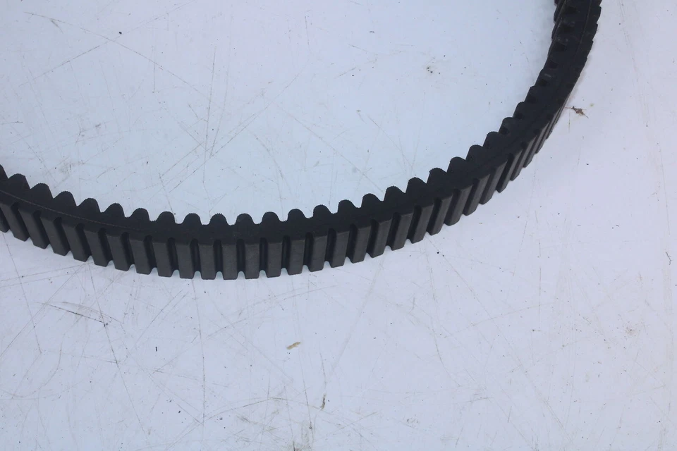 Correa de transmisión Ski-Doo GTX 1200 2009 417300383 Foto 4 de 4