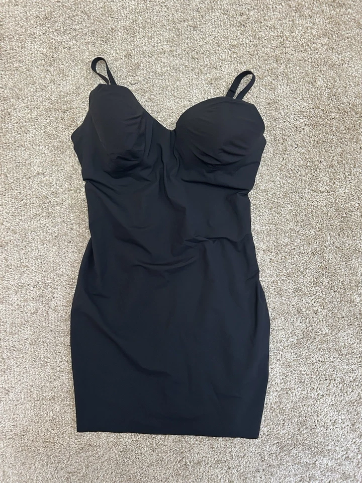 Prendas moldeadoras Flexees negras estilo slip 6751, talla 36C Foto 4 de 4