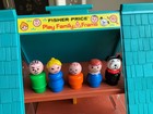 Vintage Fisher Price Little People Play Family A Frame House #990 People Chairs — photo 3
