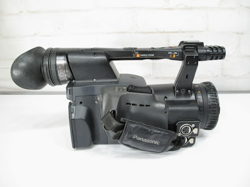 Panasonic AG-HPX170P P2 HD High Definition Solid State Video Camcorder - Image 4 of 4