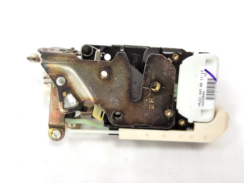 Оригинальная защелка замка пассажирской двери 15066131 с приводом подходит для Sonoma Blazer S10 1998-03 годов выпуска - Изображение 3 из 4