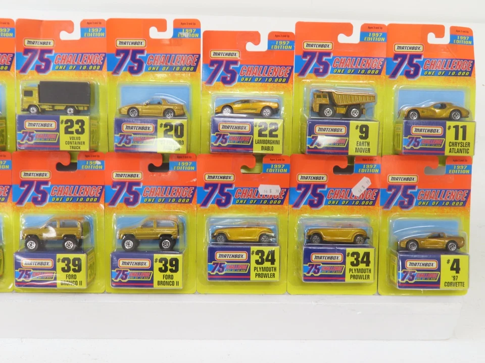 Matchbox 1997 - 75 Gold Challenge Lot of 18 Sealed Cars 12230 - Image 3 of 4