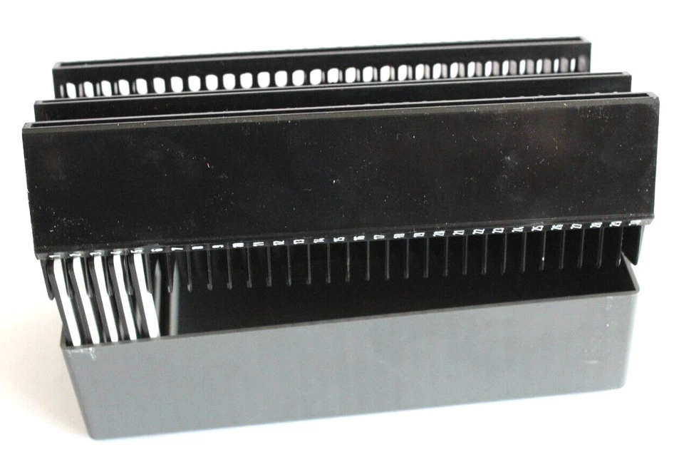 30er GEPE 3701 Mittelformat-Umschüttmagazin Diamagazin 7x7 6x6 70x70 60x60 - Imagem 3 de 4