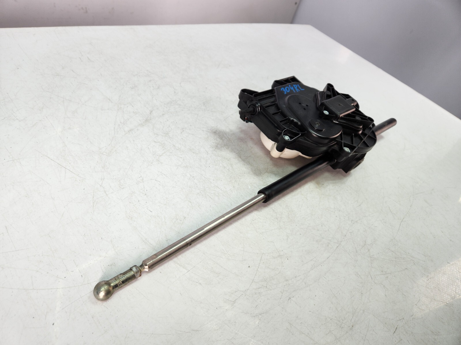 ✅10-14 OEM Rolls-Royce Ghost RR4 Rear Left Driver Side Door Closing Assist