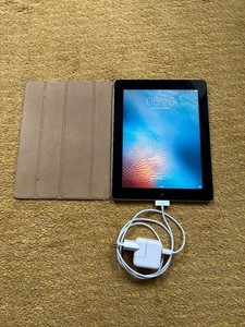 Apple iPad 2. Generation A1395 WIFI Display 9.7 Zoll 32 GB schwarz