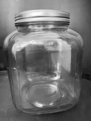 Vintage 1 Gallon Square Anchor Hocking Hoosier Glass Coffee Jar Storage 8.5" - Picture 4 of 11