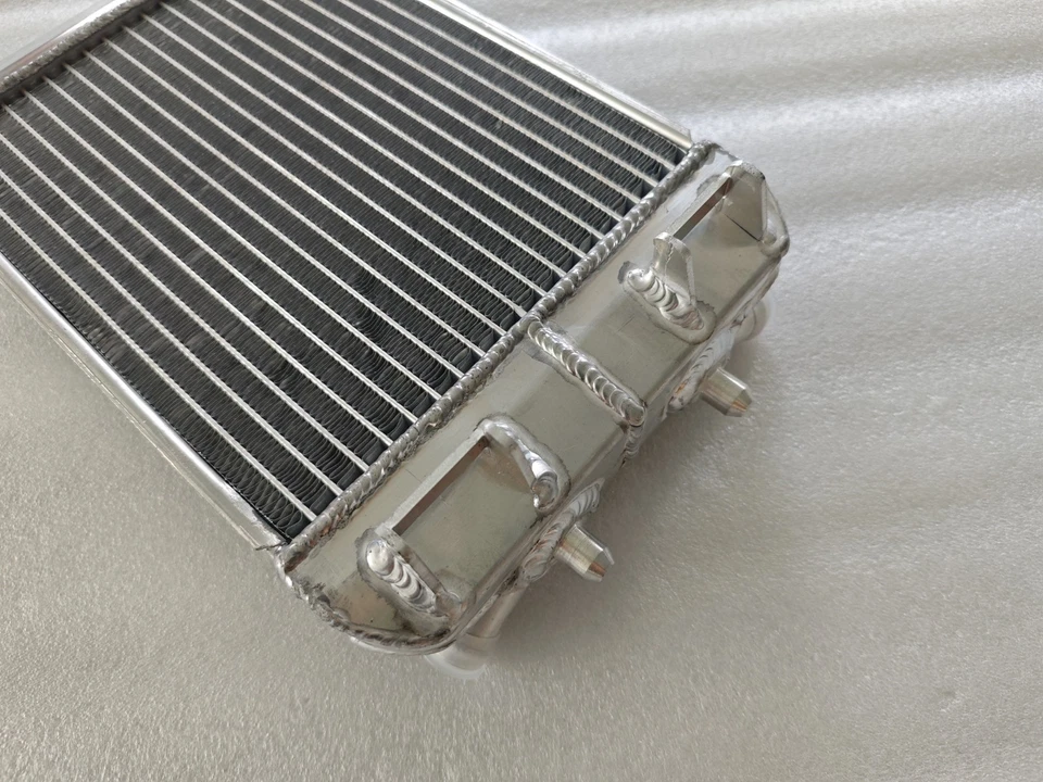 Radiadores AUX izquierda + derecha para Audi RS3 TTRS Quattro 2017-2021 8K01212C Foto 4 de 4