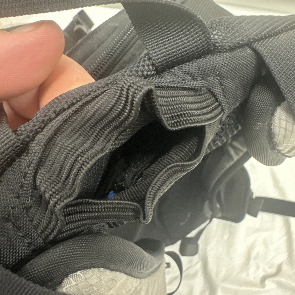 Mochila Camelbak Negra Gris Día Estrella Senderismo Aire Libre Hidratación SIN VEJIGA Foto 4 de 4