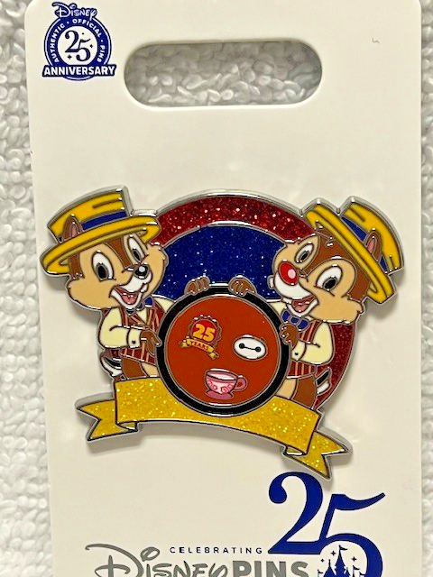 WDW 2025 Disney Celebrating 25 Years of Pin Trading Chip & Dale