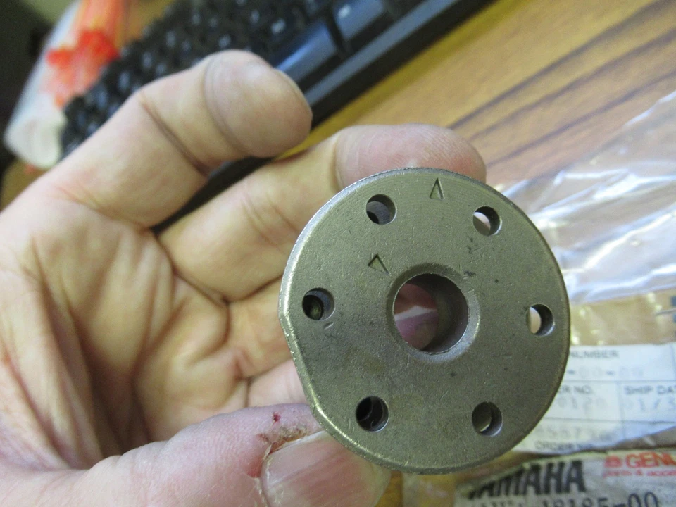 Segmento de palanca de cambios Yamaha OEM - IT125/175 DT125/175 YZ100 YZ125 RT180 ++ Foto 3 de 4