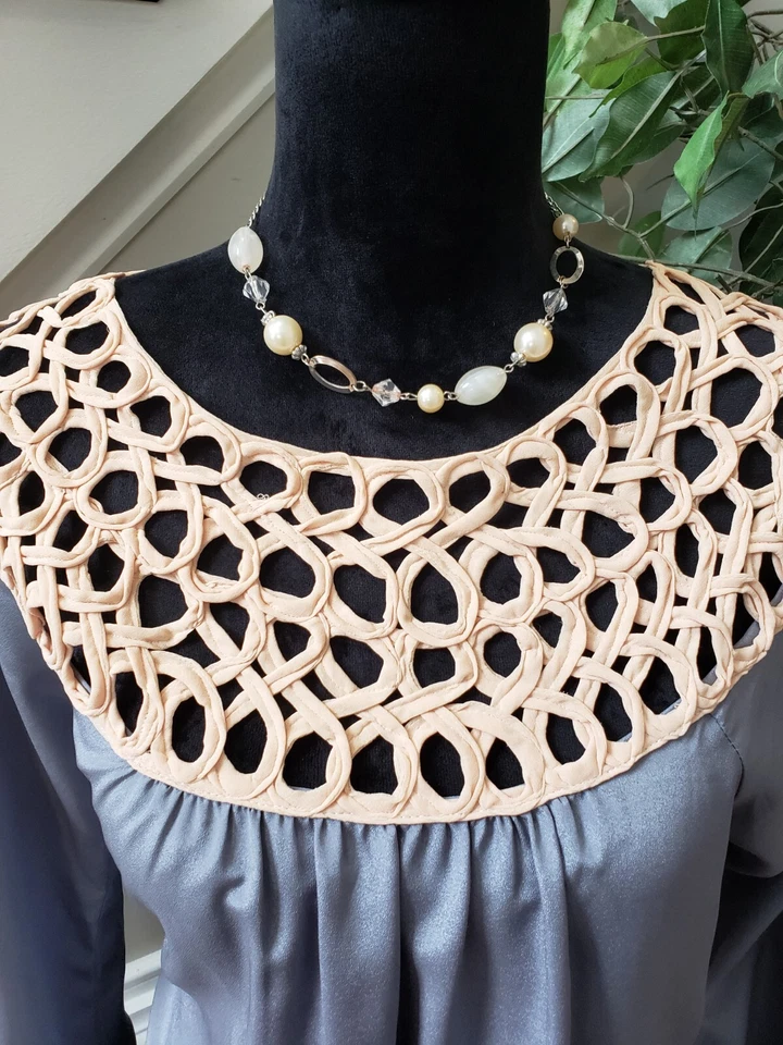 Blusa Top Esley Mujer Azul y Beige Tejido Abierto Boho Bohemio Neutro Talla Mediana Foto 2 de 4