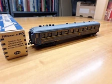 Hornby Acho 739 C.I.W.L. Restaurant Carriage 3668 HO Scale