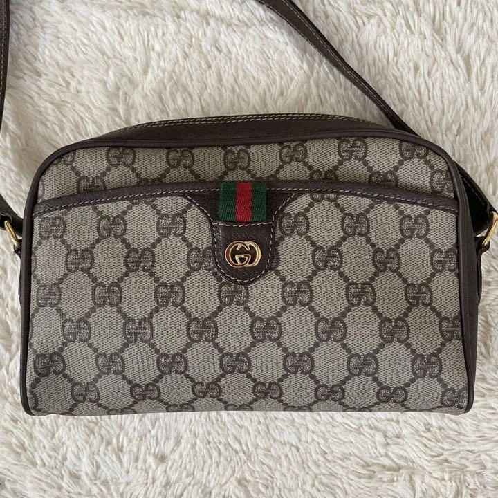 gucci vintage pochette