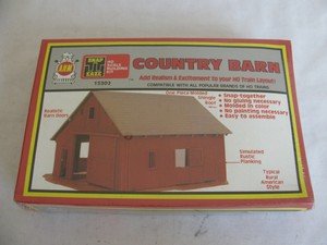 Vintage Ahm Ho Scale Snap Together Country Barn Building Kit