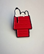 SNOOPY-PIN-2 OR MORE PINS SHIPPING IS 5.49-SPEND 20 SHIPPING IS FREE