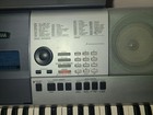 Yamaha PSR-E413 61 Key Digital Electronic (or Battery) Keyboard WORKS See Video — photo 8