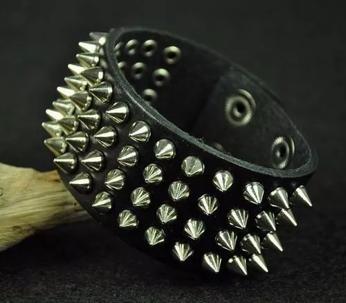 Sliver Rivet Rock Punk Sharp Metal Studded Leather Wristband Bracelet Cuff Black