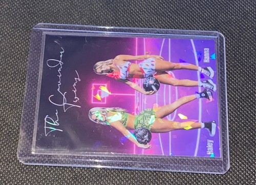 The Cavinder Twins Haley & Hanna Custom Sexy Basketball Holofoil Trading Card - Picture 3 of 4