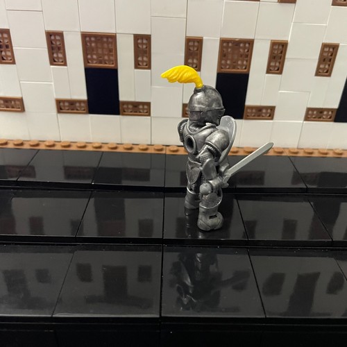 Mega Bloks Legends King Arthur SIR KAY MicroMotion Figure - Picture 2 of 5