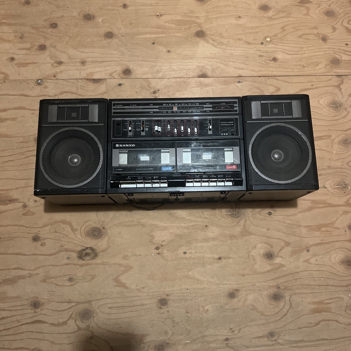 Sanyo MW228 Radio Cassette Boombox Detachable Speakers 1987 Works