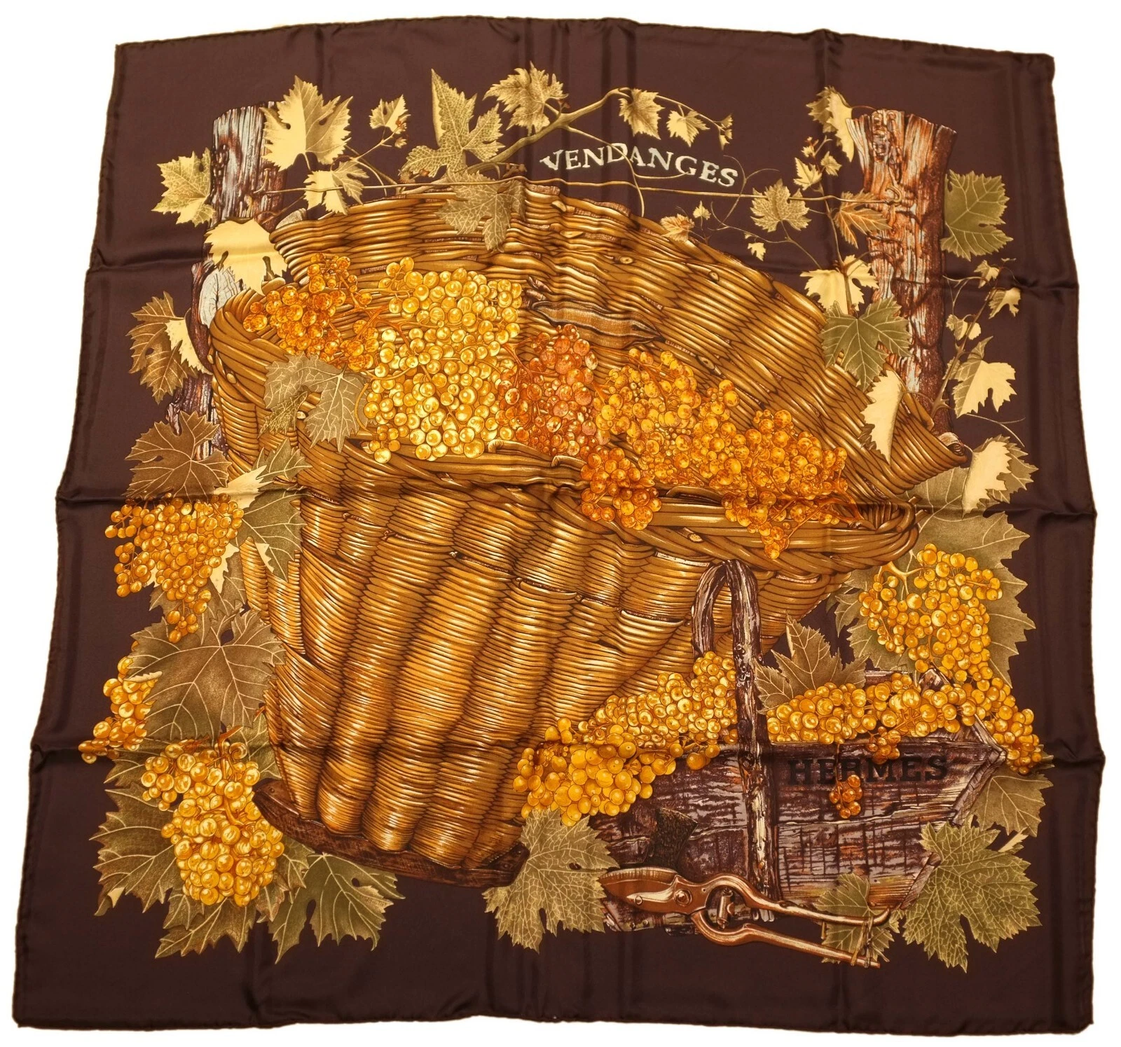 Hermes 100% Silk Scarf "Vendages" Carre 90 by Valerie Dawlat-Dumoulin
