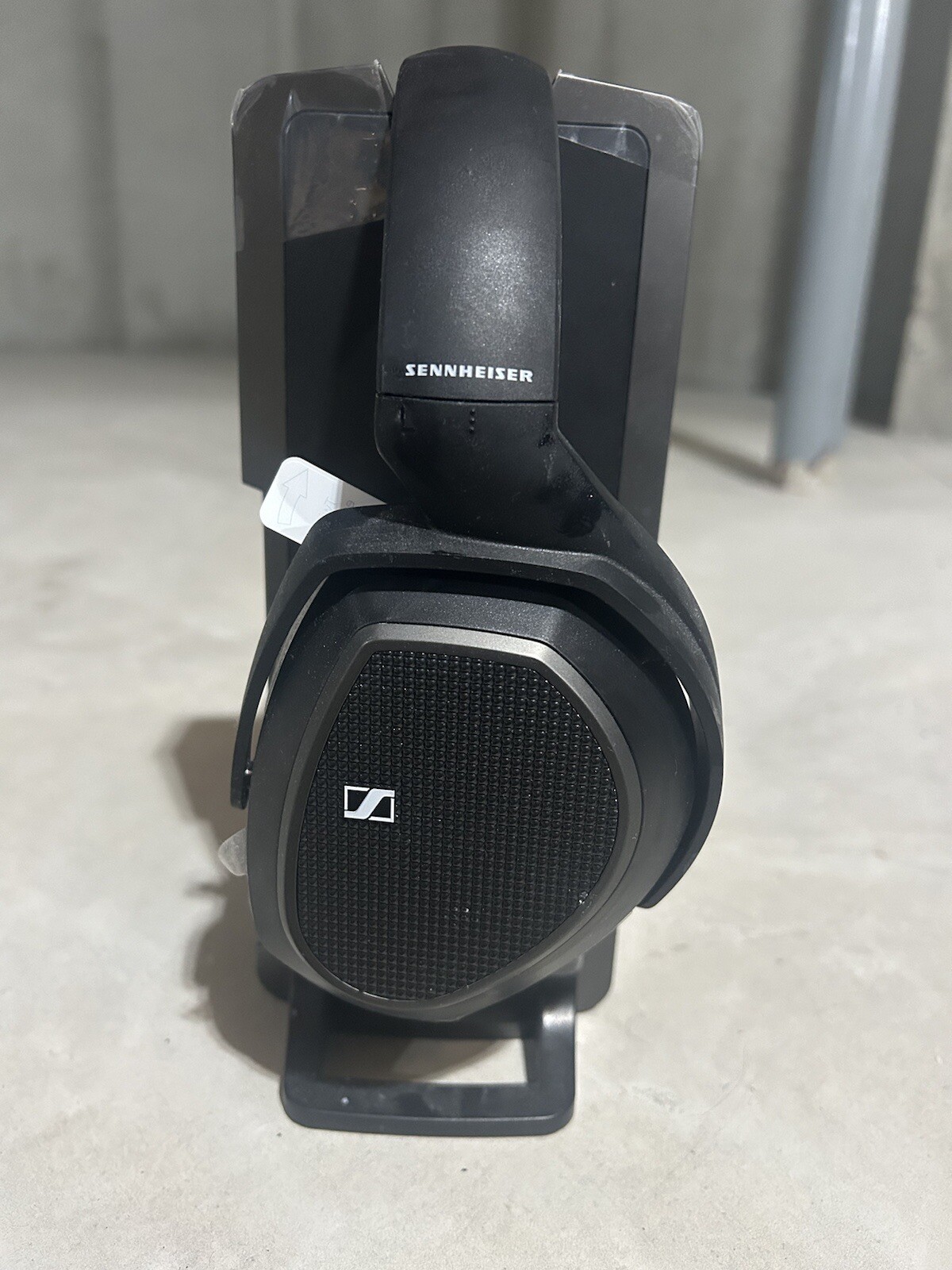 Sennheiser TR 175 Digital TV Headphones HDR175 Wireless Sound System