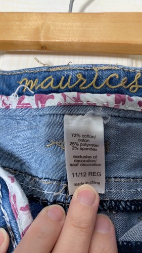 Maurices Original Crop Capri Distressed Faded Jeans Embellished Pockets sz 11/12 - Picture 6 of 8