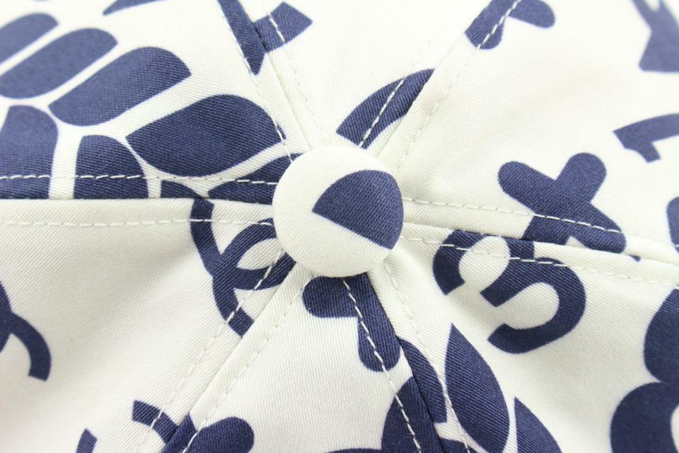 Chanel 22P 2022 White x Navy Blue Charm Icon CC Logo Baseball Cap Hat 85C24s Chanel 22P 2022 White x Navy Blue Charm Icon CC Logo  main image 2