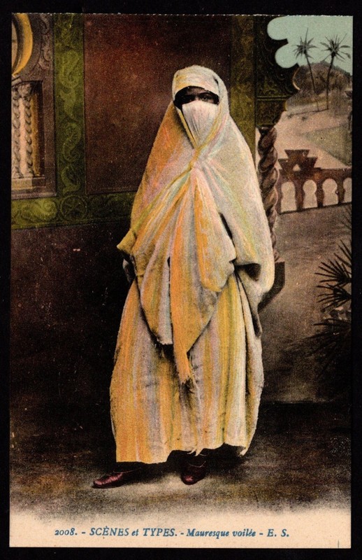 ALGERIA - Mauresque voilée - E.S.  Veiled Moorish Woman Postcard