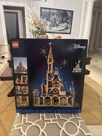 LEGO Disney: Disney Castle (43222)