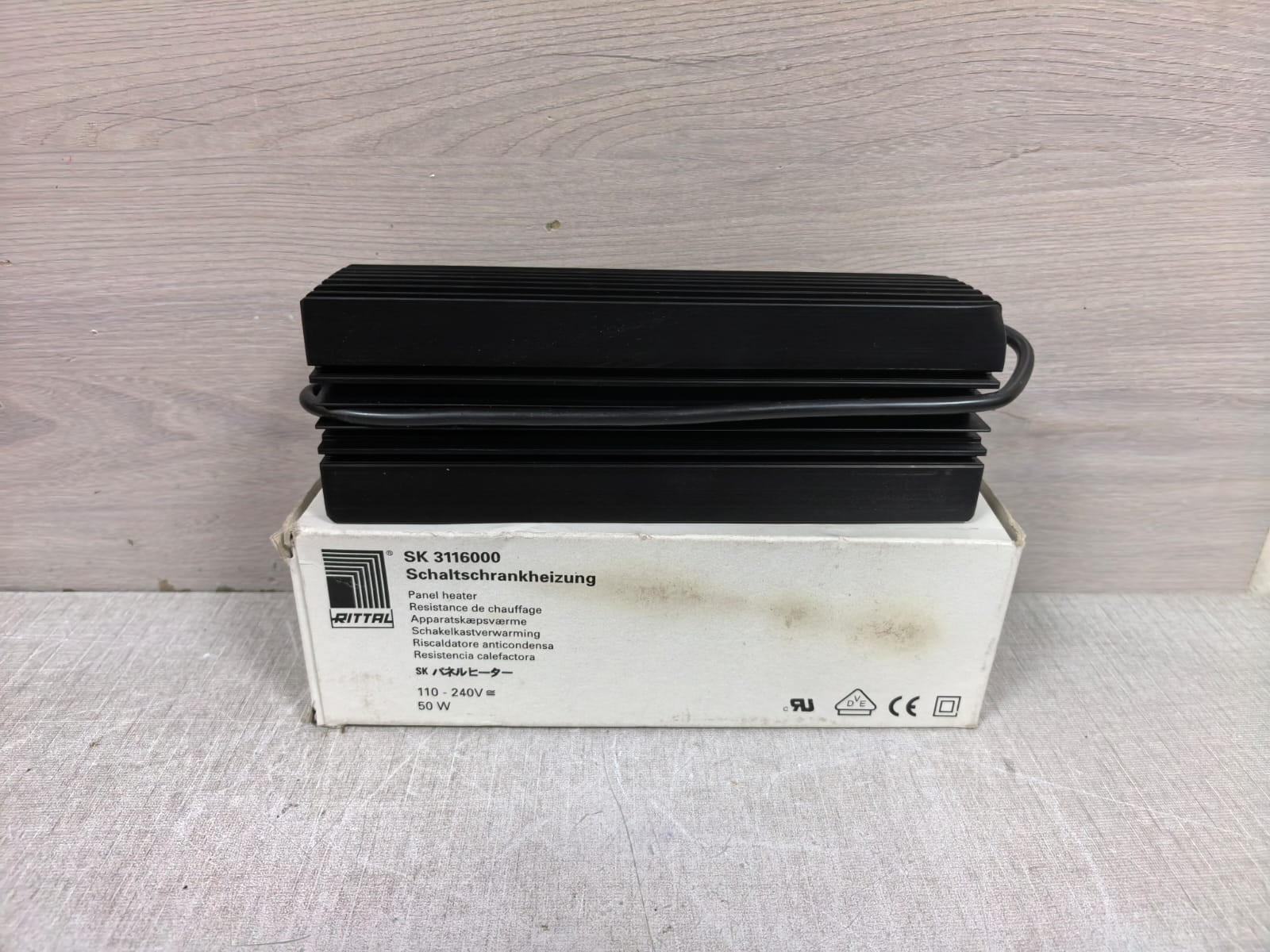 RITTAL SK3116000 RITTAL SK3116000 PANEL HEATER 100-240V 2