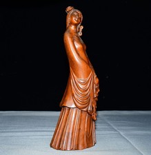 Exquisite small leaf boxwood beauty ornament