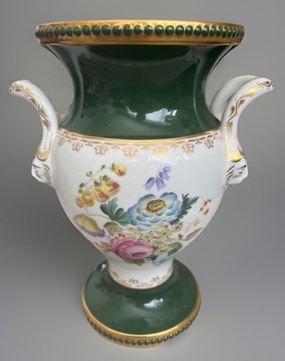 Wunderschöne antike R Holz signierte Spode Urnenvase mit Fuß und Löwengriffen ca. 8 Zoll