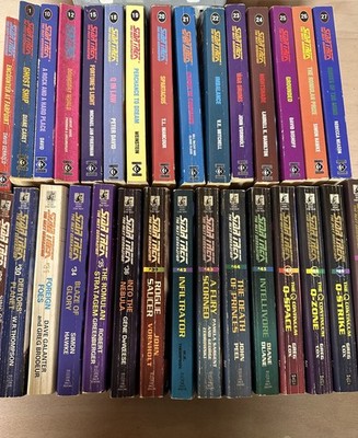 Star Trek Voyager Bücherpaket x 30 Bücher verschiedene Ausgaben #0 - #50
