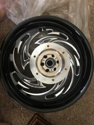 RC Components 20318550-85e-6 - Savage Eclipse Forged Rear Wheel