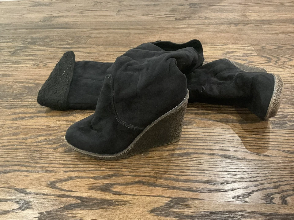 Zigi Soho Negro Tela Imitación Piel Alto 4" Tacones de Cuña "Gwyneth" Botas con Puños Talla 7 Foto 3 de 4