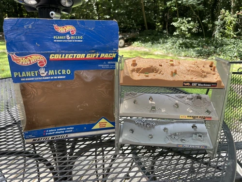 Vintage 1997 HOT WHEELS PLANET MICRO Collector Display Stand With Box Only 20254