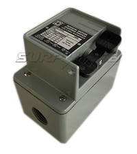 Square D 2510KW5 Watertight Toggle Operated Manual Switch, 2P, 30A, 600V, NEMA 4