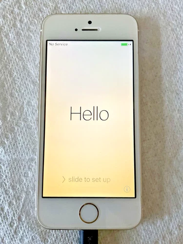 Apple iPhone 5s ~ 32 GB IOS 9.3 ~