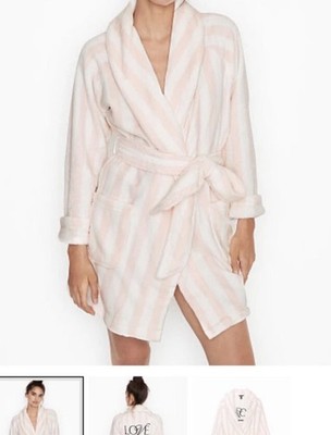 NEW NWT VICTORIA'S SECRET COZY SHORT PLUSH BATH ROBE ICONIC Pink STRIPED M / L