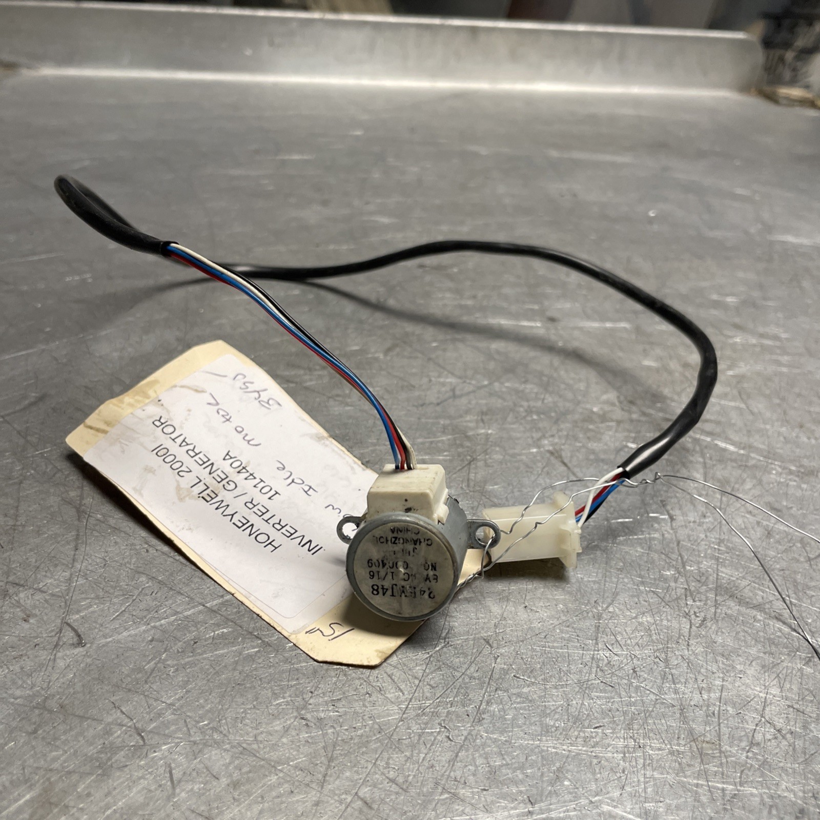 OEM GOOD USED HONEYWELL 2000I INVERTER GENERATOR LOW IDLE MOTOR