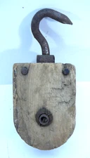 VINTAGE WOOD BARN PULLEY TACKLE BLOCK ANTIQUE PRIMATIVE FARM DECOR [K]bin