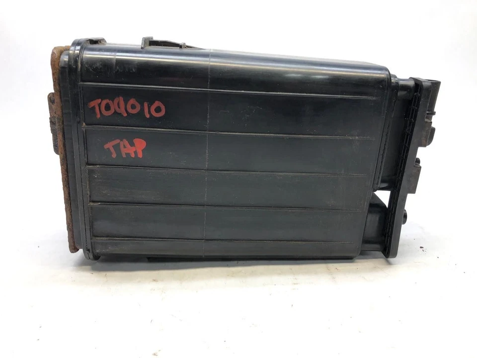 2012 - 15 Hyundai Accent Evap Emissions Fuel Vapor Canister OEM 314201R500 - Image 3 of 4