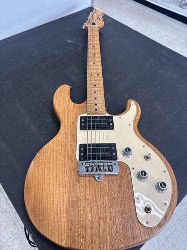 Peavey T-25, Solid Body Electric Guitar, Made In USA 1983 (PD2087931)